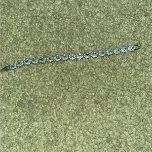 Elegant Sparkling Diamond Bracelet